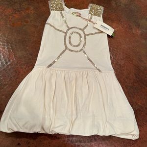 NWT! Mia Joy Sabine dress in gold. Size 4.